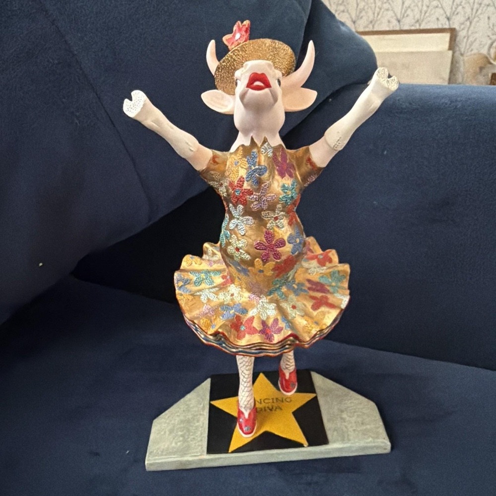 Vtg 2001 Limited Edition‎ Numbered Cow Parade Dancing Diva Cow 9132. #13076